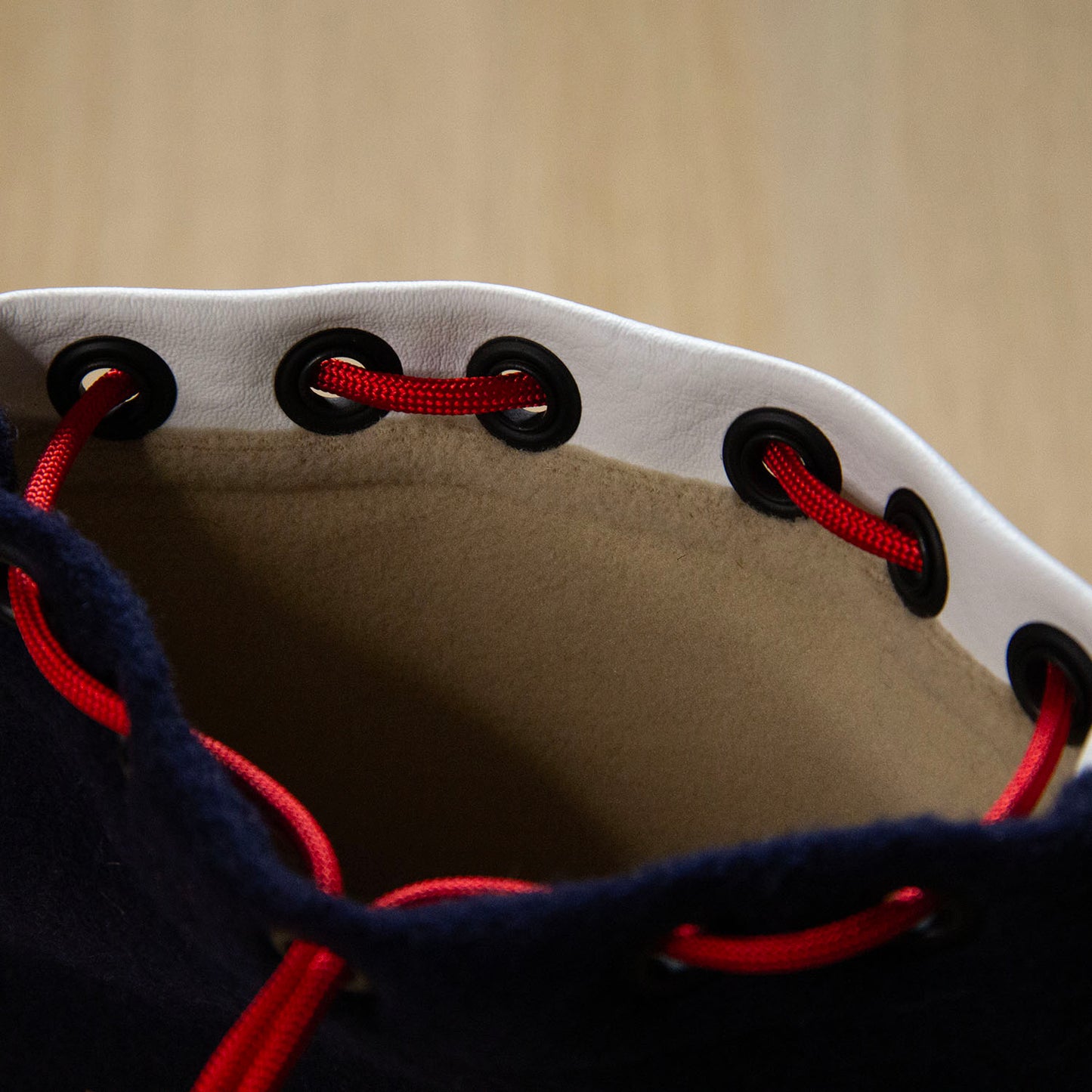 RANGEFINDER POUCH - MAINLAND