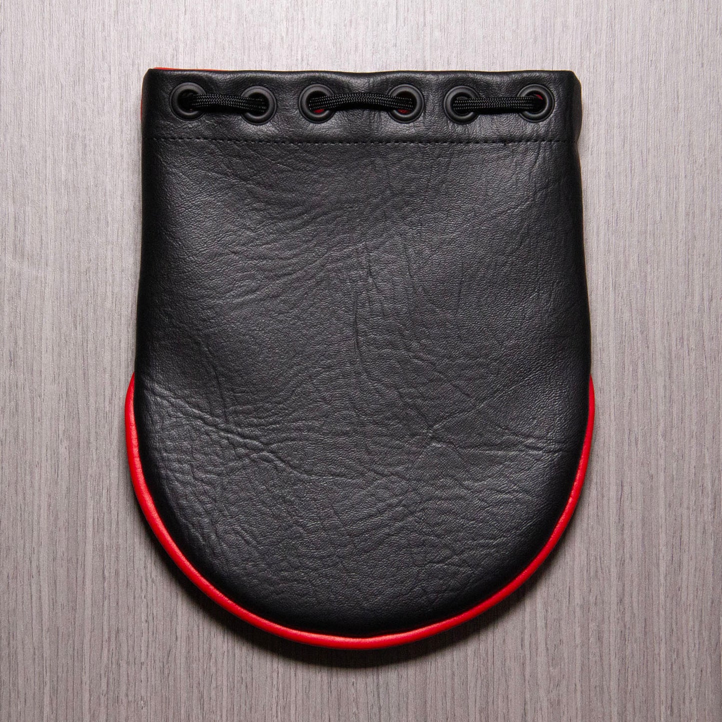 BST RANGEFINDER POUCH - TUFTED - BLACK W/ RED