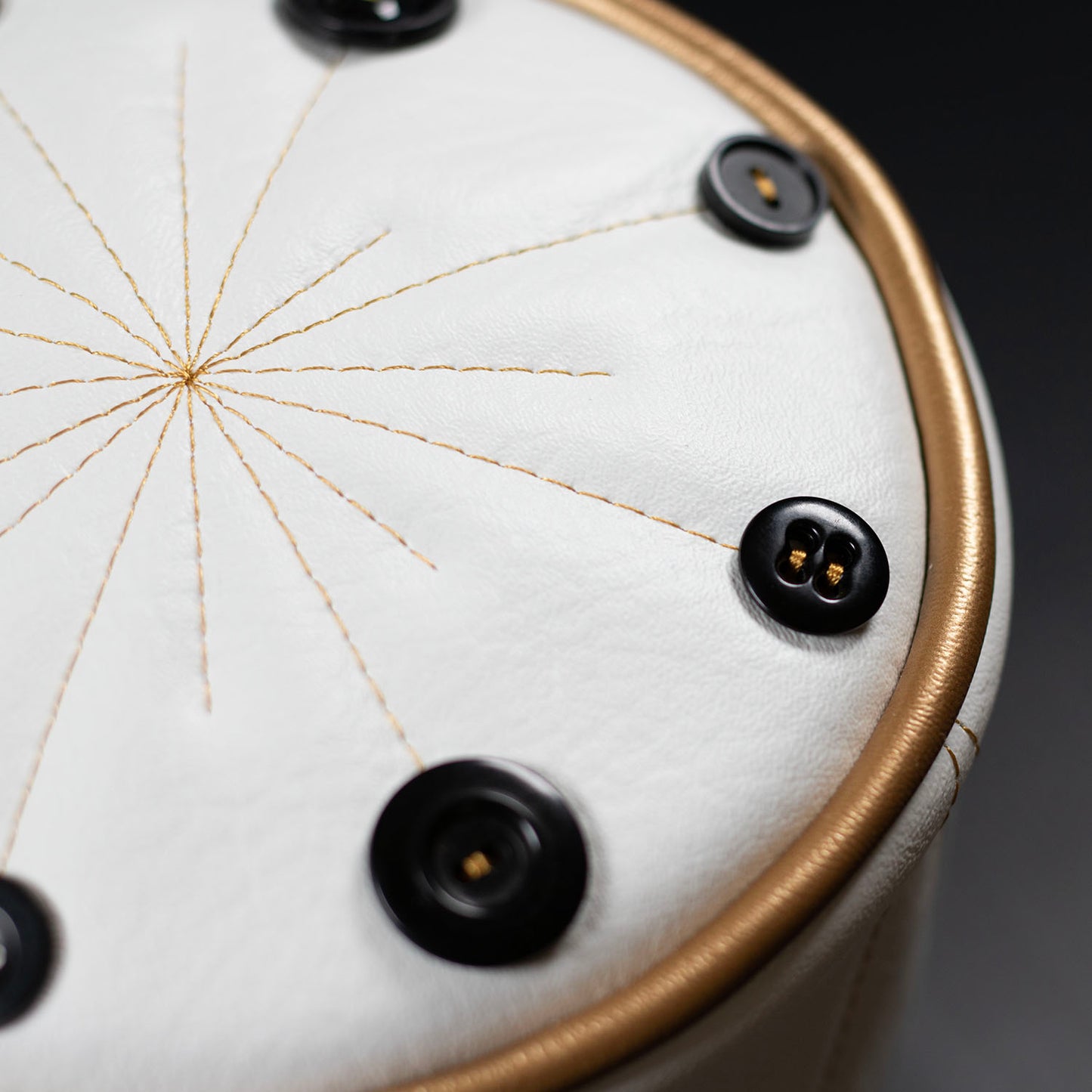 THE FREMONT - WHITE W/GOLD - BARREL STYLE DRIVER COVER