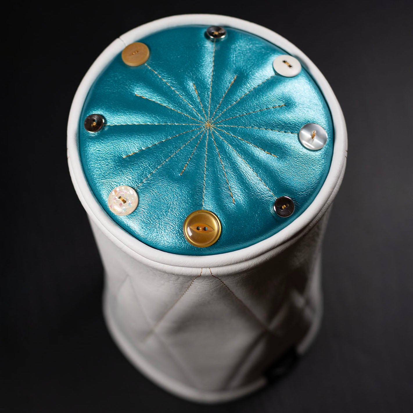 THE FREMONT - WHITE W/MERMAID BLUE - BARREL STYLE DRIVER COVER