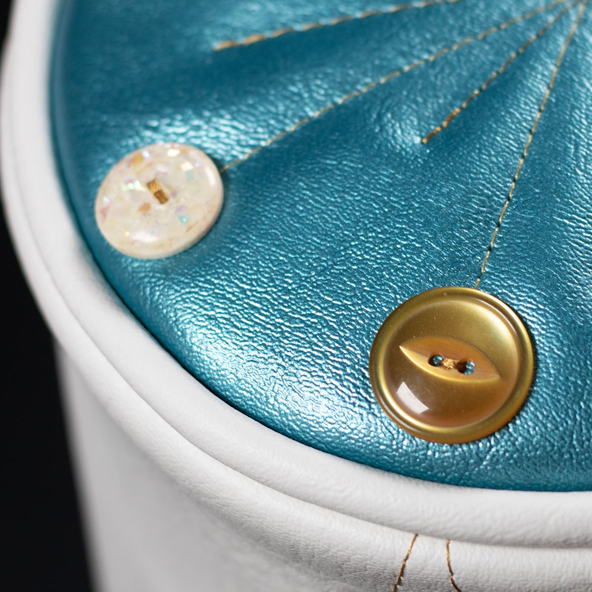THE FREMONT - WHITE W/MERMAID BLUE - BARREL STYLE DRIVER COVER