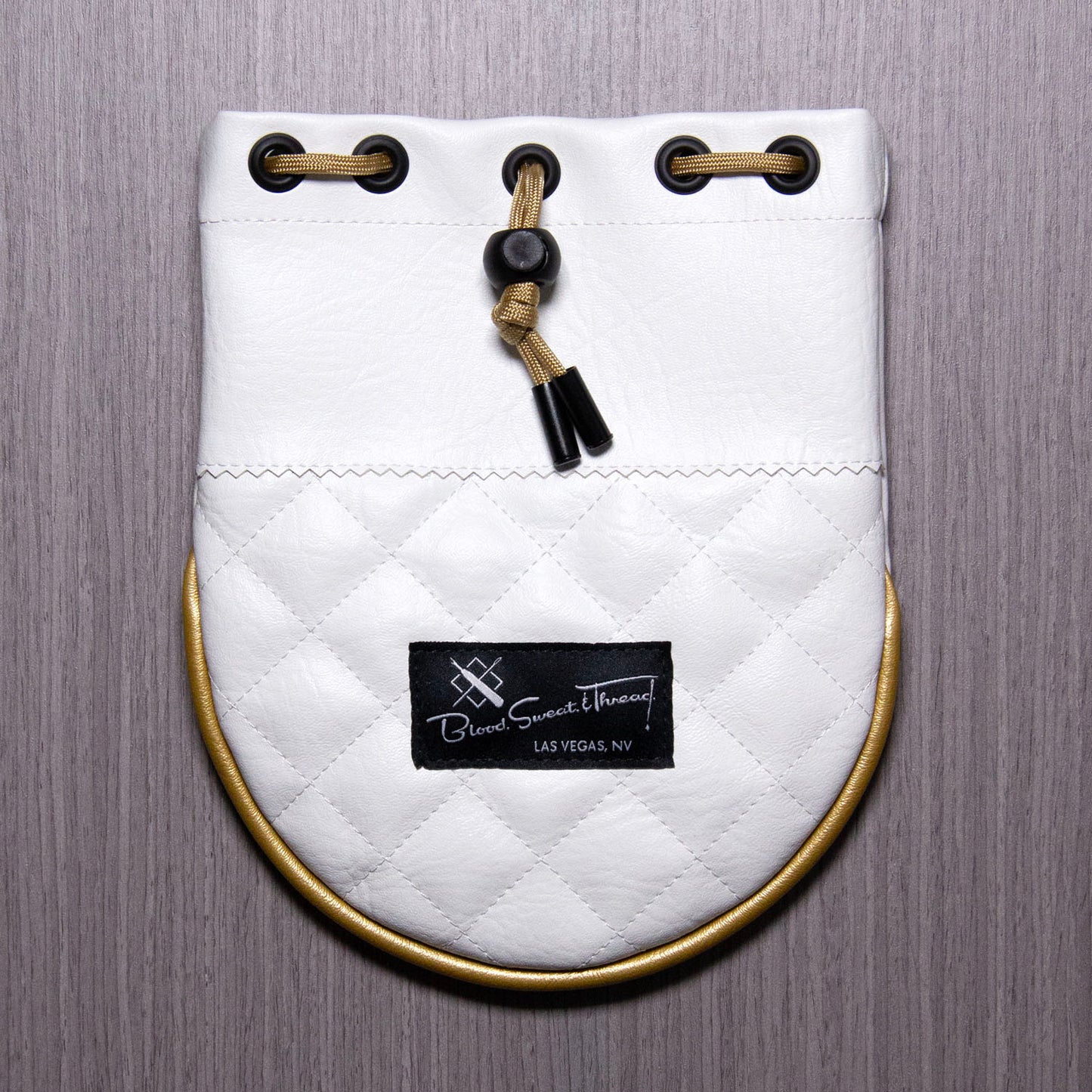 BST RANGEFINDER POUCH - TUFTED - WHITE W/ GOLD